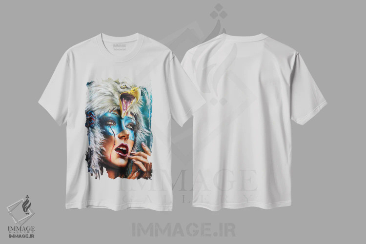 تیشرت سفید طرح دار کلاه پوست روح عقاب، هنر فاخر معاصر اثر درک تورکوت | immage.ir