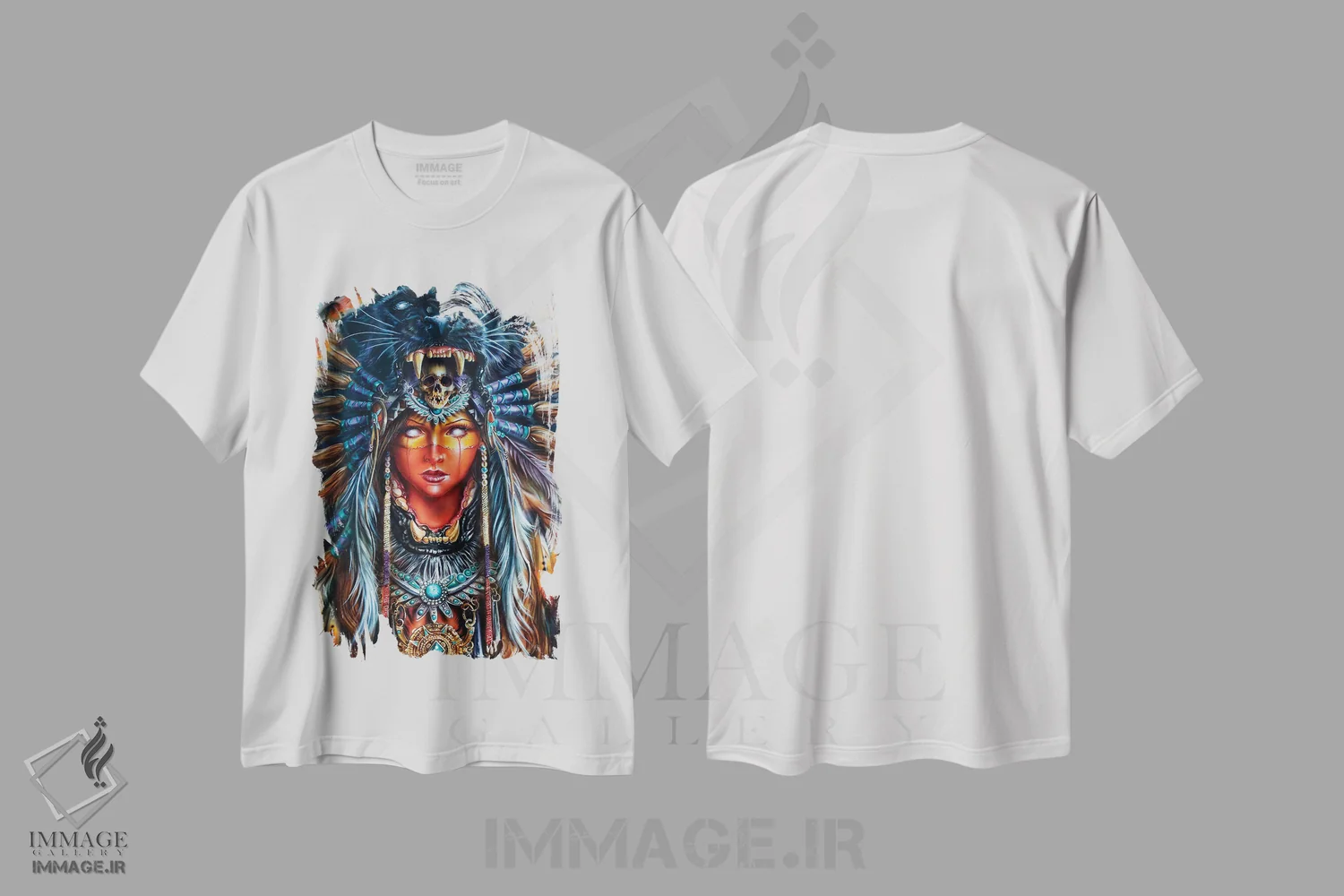 تیشرت سفید طرح دار زن شکارچی آزتک، هنر فاخر معاصر اثر درک تورکوت | immage.ir