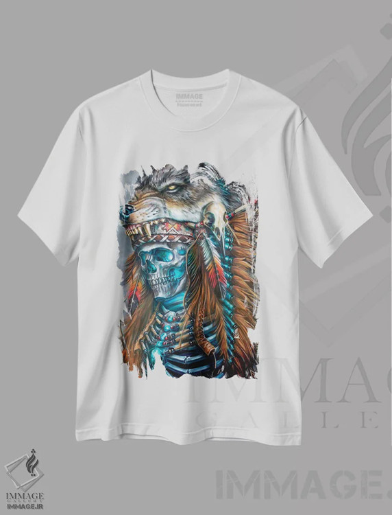 تیشرت سفید طرح دار کلاه پوست روح گرگ، هنر فاخر معاصر اثر درک تورکوت | immage.ir