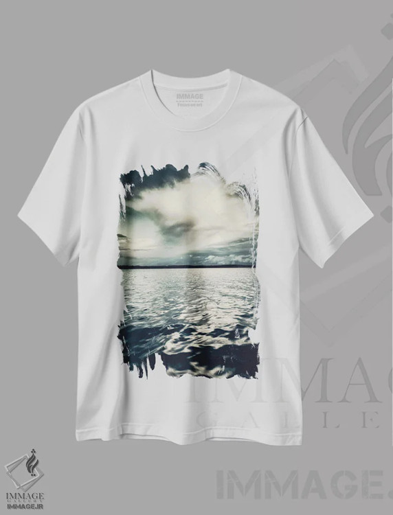 تیشرت سفید طرح دار اقیانوس و ابر، عکاسی سیاه و سفید اثر دوریت فوگ | فروشگاه ایماژ