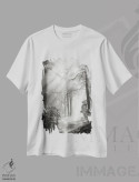 تیشرت سفید طرح دار جنگل افسانه ای، عکاسی سیاه و سفید اثر دوریت فوگ | immage.ir