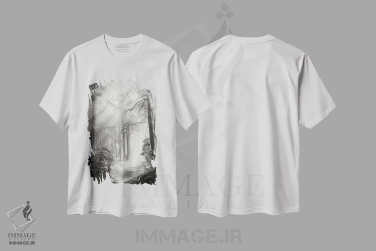 تیشرت سفید طرح دار جنگل افسانه ای، عکاسی سیاه و سفید اثر دوریت فوگ | immage.ir