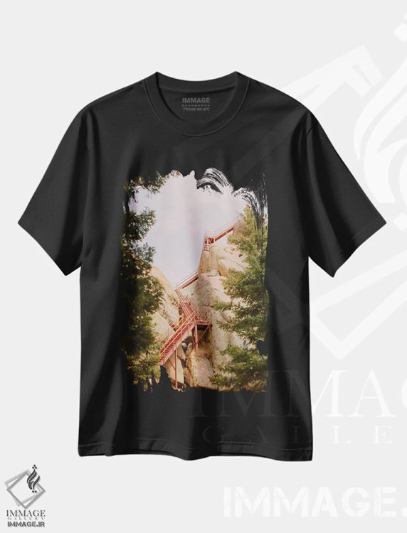 تیشرت مشکی طرح دار بالا رفتن، مدیوم اثر دنیل گارسیا | فروشگاه ایماژ