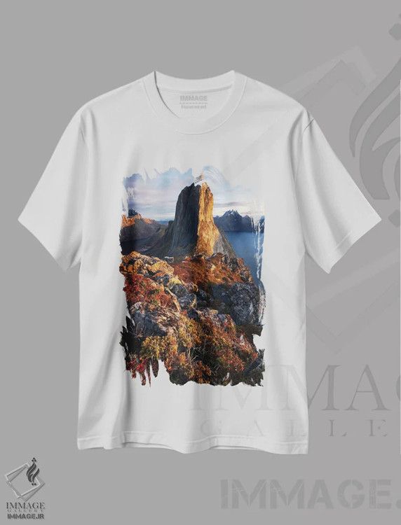 تیشرت سفید طرح دار غروب پاییزی طلایی در سنیا، مدیوم اثر دنیل گاستاگر | immage.ir