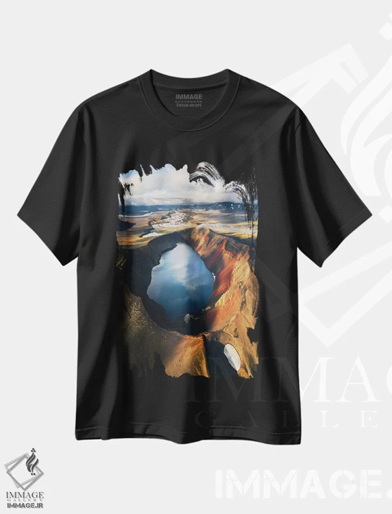 تیشرت مشکی طرح دار عصر آفتابی در ارتفاعات ایسلند، عکاسی هوایی اثر دنیل گاستاگر | فروشگاه ایماژ