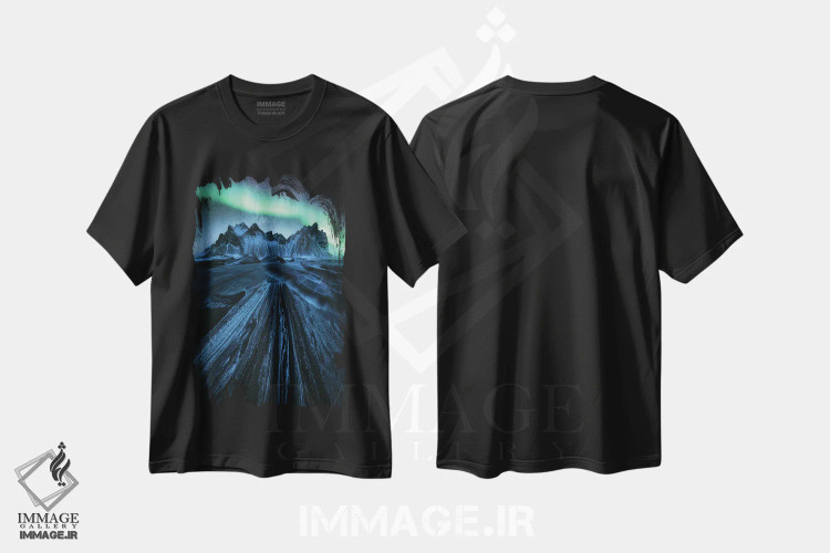 تیشرت مشکی طرح دار شفق قطبی بالای استوکسنس، مدیوم اثر دنیل گاستاگر | immage.ir