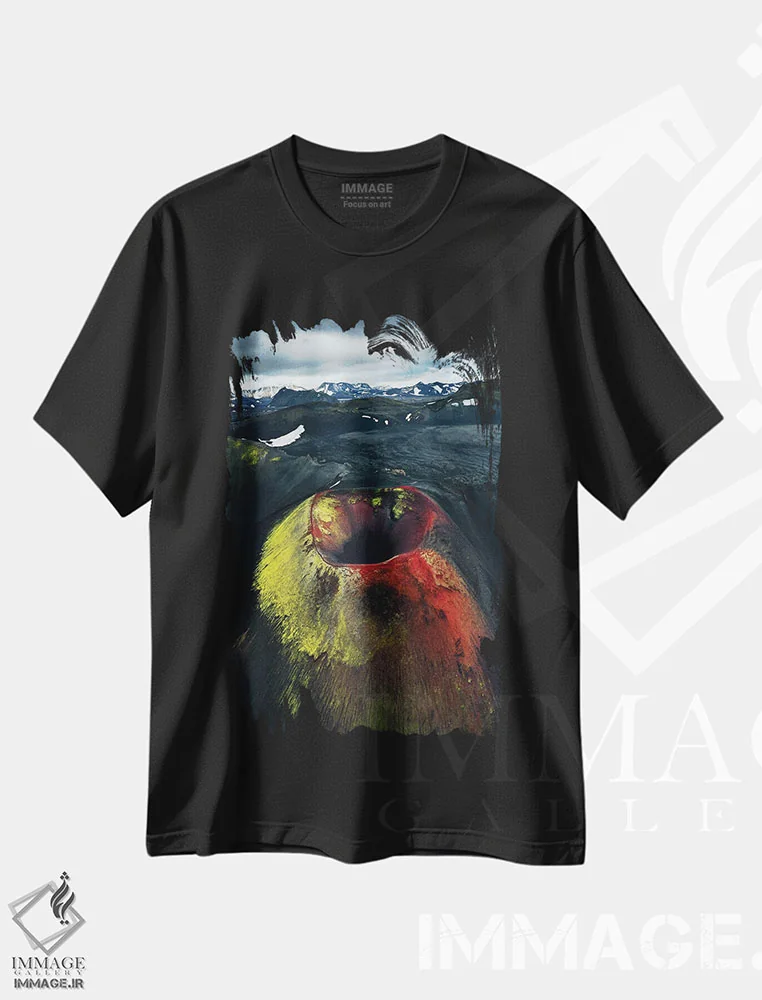 تیشرت مشکی طرح دار چشم انداز آتشفشانی در ایسلند، مدیوم اثر دنیل گاستاگر | فروشگاه ایماژ