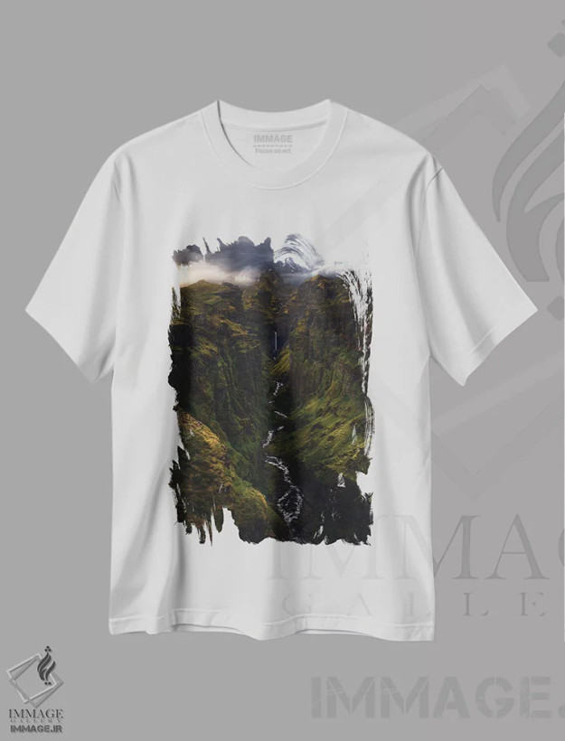 تیشرت سفید طرح دار دره ی تماشایی در ایسلند، مدیوم اثر دنیل گاستاگر | فروشگاه ایماژ