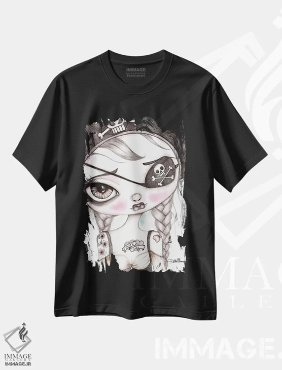 تیشرت مشکی طرح دار کایرا دزد دریایی ۲، هنر فاخر معاصر اثر داتی گلیسون | فروشگاه ایماژ