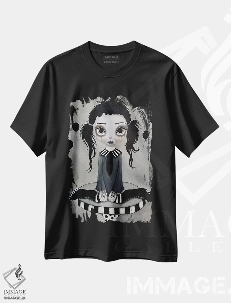 تیشرت مشکی طرح دار ساده و لذیذ ۱، هنر فاخر معاصر اثر داتی گلیسون | immage.ir