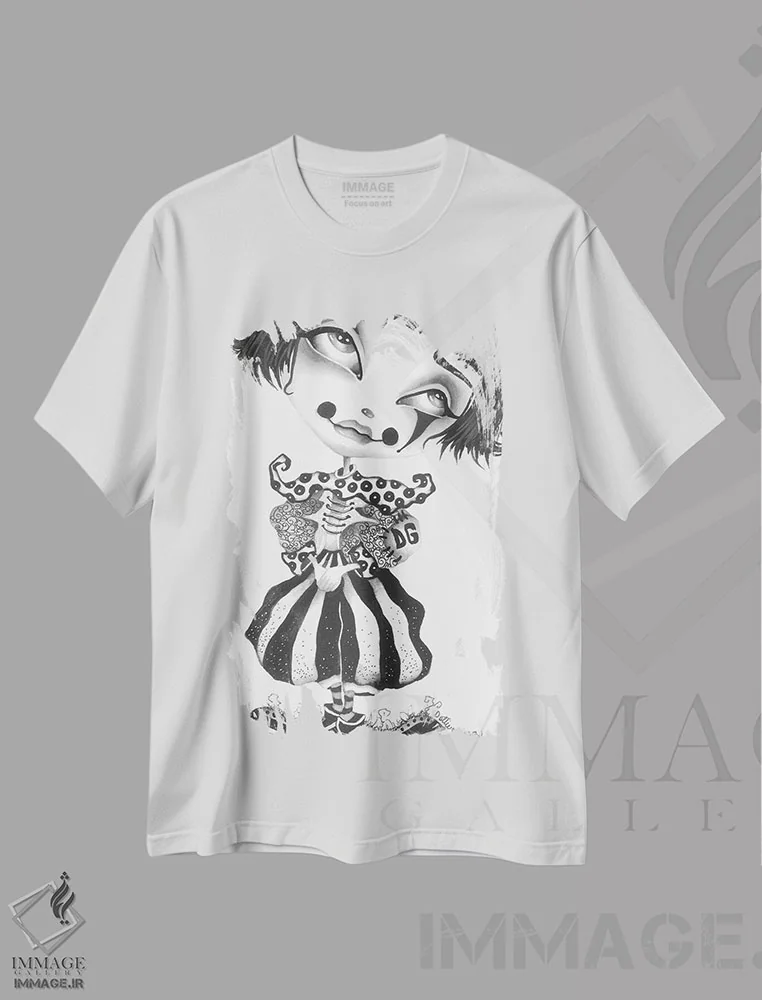 تیشرت سفید طرح دار دروسیلا، دکوراسیون جایگزین اثر داتی گلیسون | فروشگاه ایماژ
