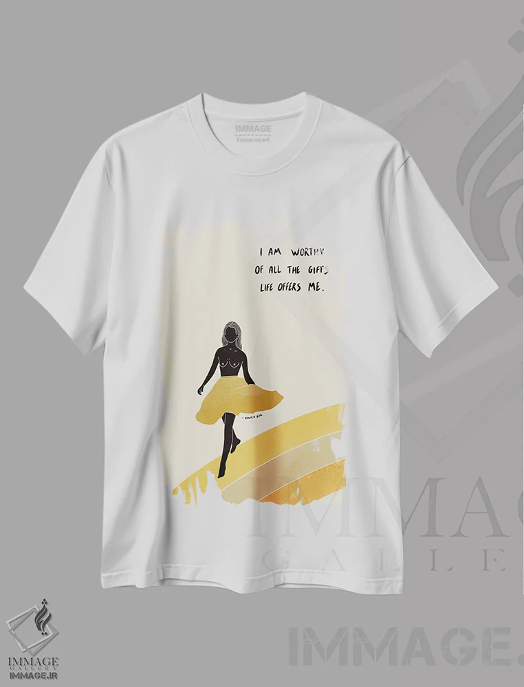 تیشرت سفید طرح دار من ارزشمندم، تزئینی اثر دانیکا گیم | immage.ir