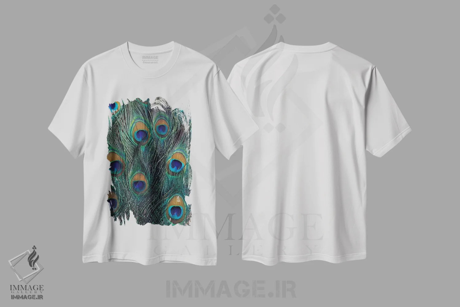 تیشرت سفید طرح دار نمای بزرگ پرهای طاووس، مدیوم اثر دارل گالین | فروشگاه ایماژ