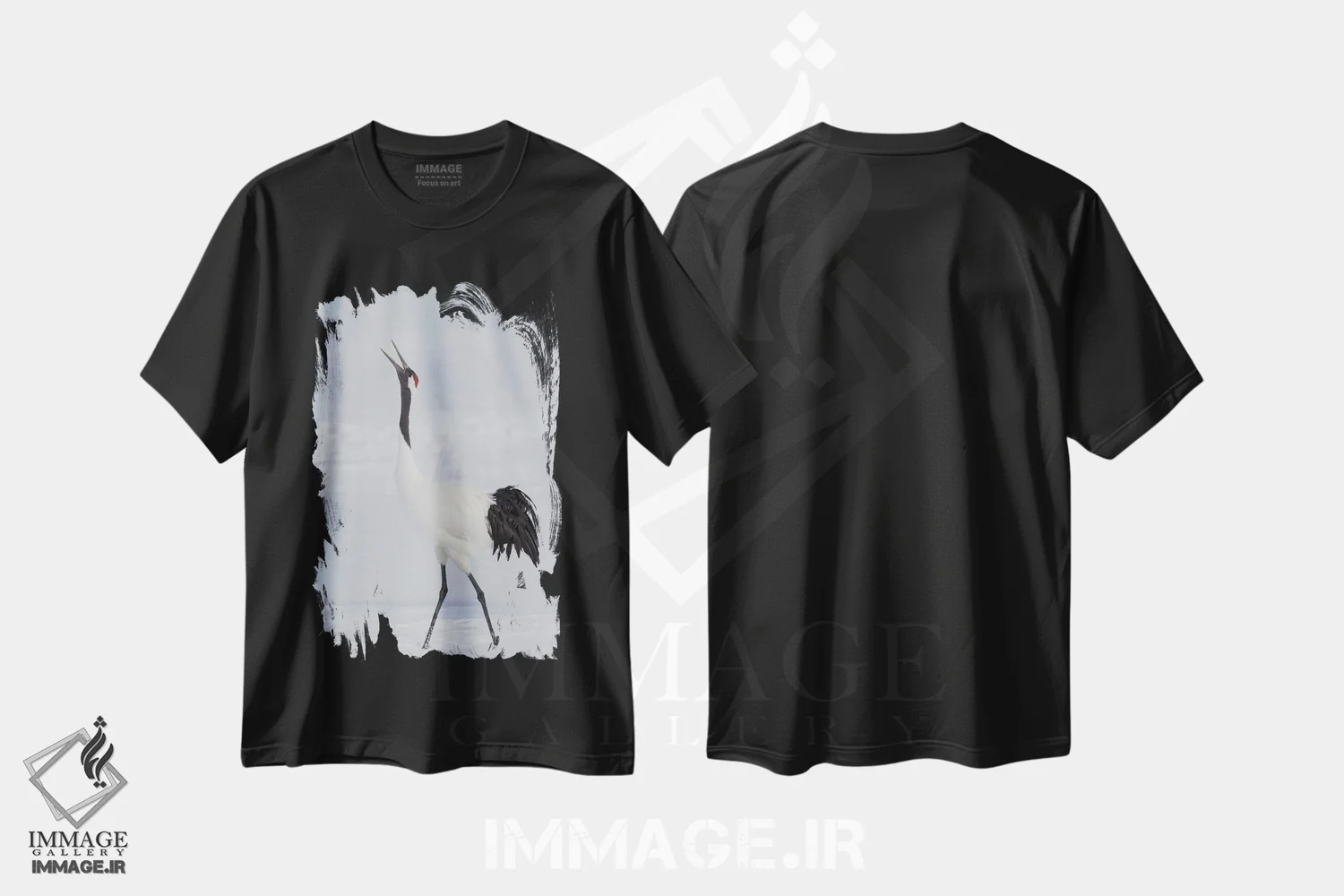 تیشرت مشکی طرح دار Japan,درنای تاج قرمز جزیره شمالی هوکایدو، ژاپن، مدیوم اثر دارل گالین | فروشگاه ایماژ