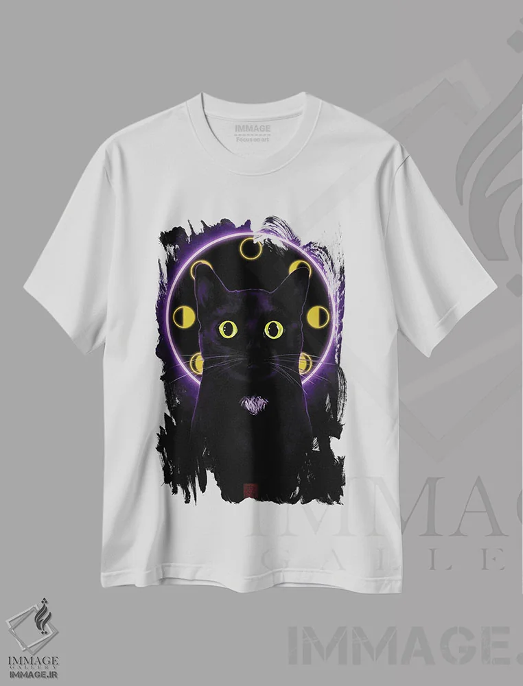 تیشرت سفید طرح دار ساعت جادوگری، هنر دیجیتال اثر دینگ ژونگ هو | فروشگاه ایماژ