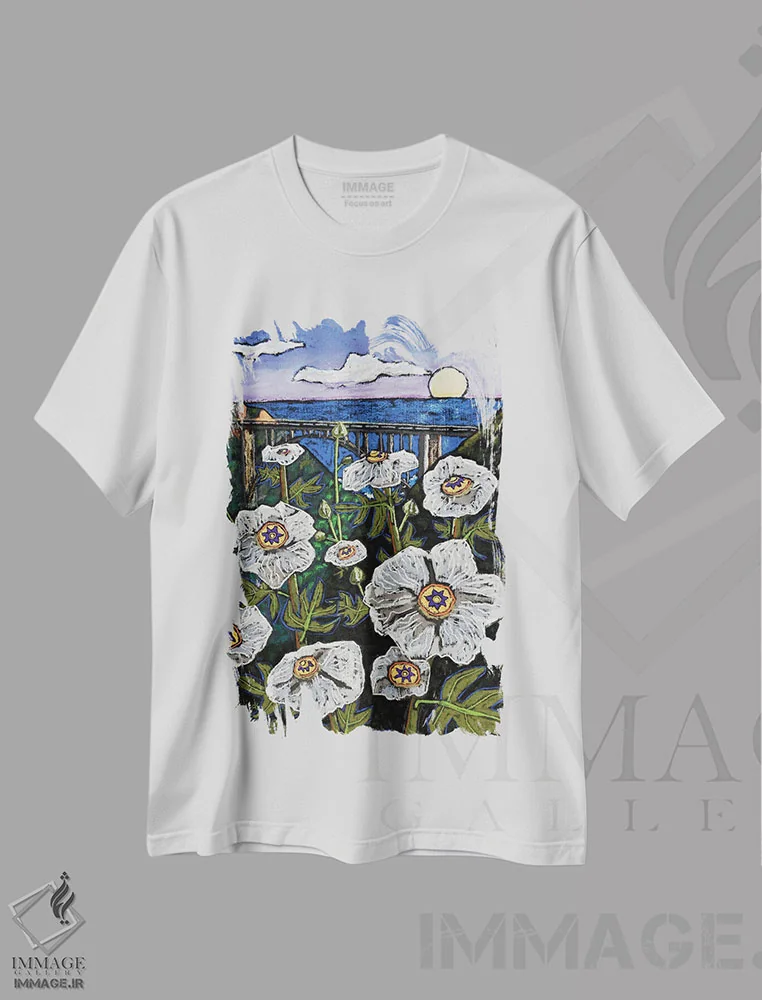تیشرت سفید طرح دار شقایق ها و پل بیکس بی، تزئینی اثر دیویدای هینْدز | immage.ir