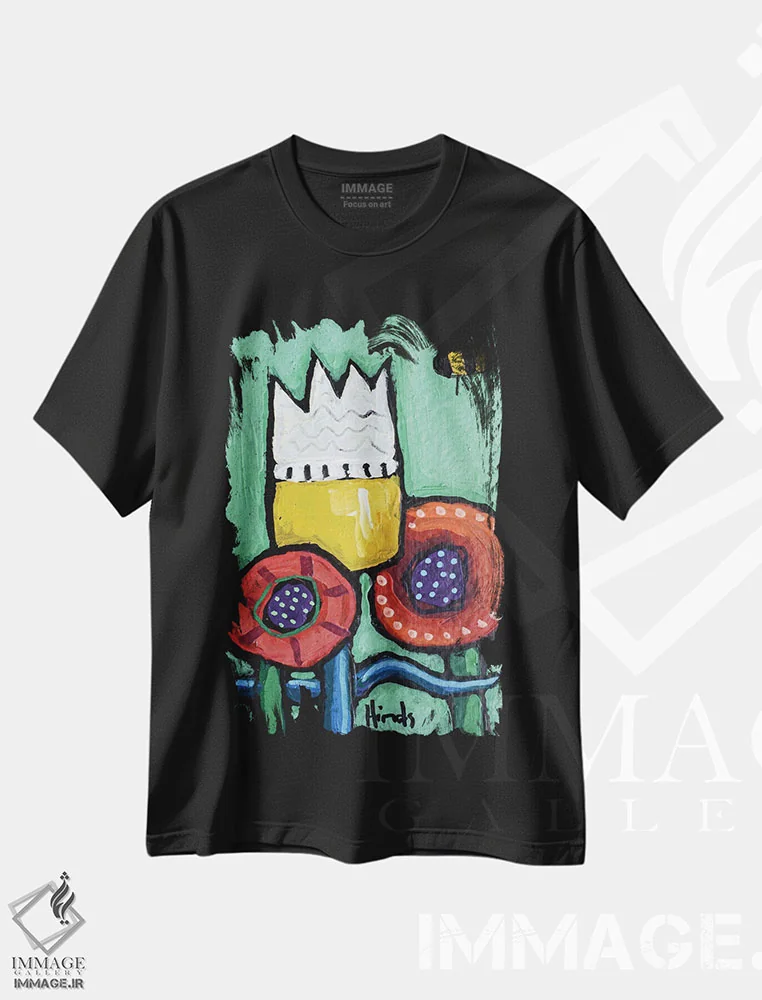 تیشرت مشکی طرح دار زنبور در میان گل ها ۲، تزئینی اثر دیویدای هینْدز | immage.ir