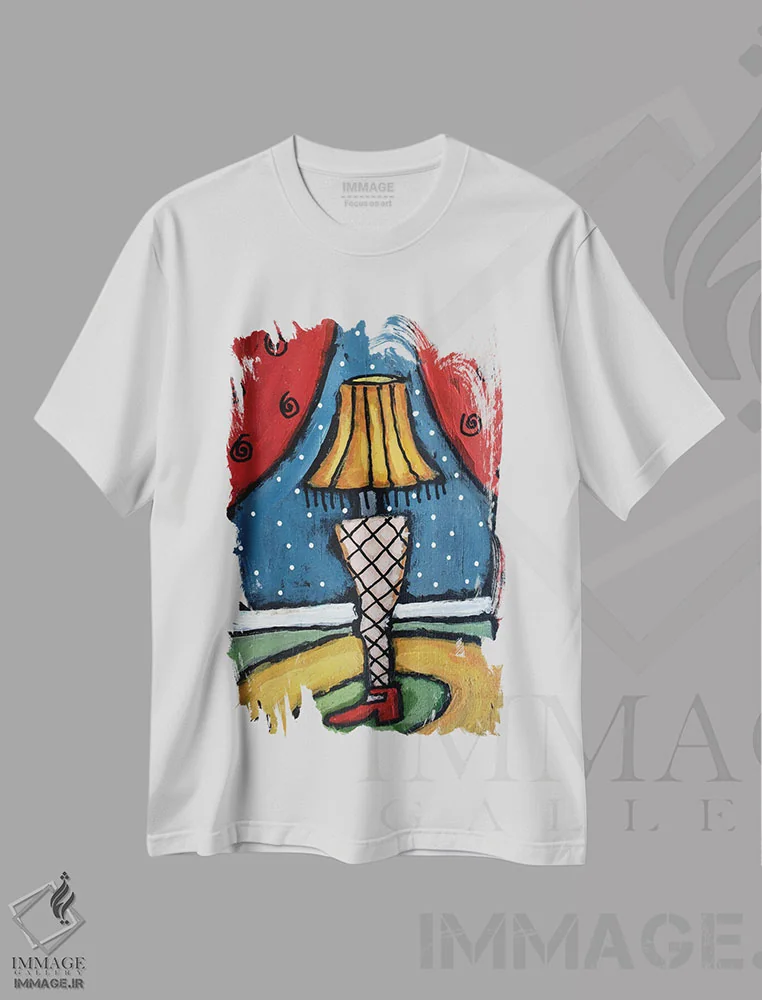 تیشرت سفید طرح دار چراغ پا کریسمسی ابتدایی، دکور تعطیلات اثر دیویدای هینْدز | فروشگاه ایماژ