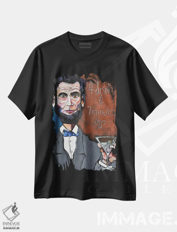 تیشرت مشکی طرح دار چهار نوشیدنی و هفت دقیقه پیش، تزئینی اثر دیویدای هینْدز | فروشگاه ایماژ