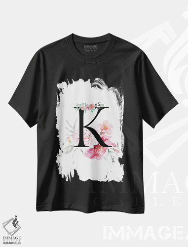 تیشرت مشکی طرح دار حرف K با گل های آبرنگی، دکور معاصر اثر پیج ترنر | فروشگاه ایماژ