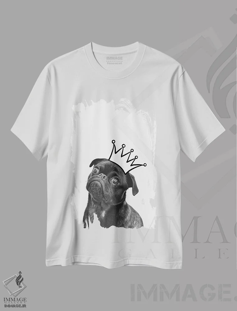 تیشرت سفید طرح دار توله سگ با تاج - پاگ، هنر دیجیتال اثر پیج ترنر | فروشگاه ایماژ