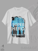 تیشرت سفید طرح دار کمیک ابرقهرمان شهر نیویورک، هنر دیجیتال اثر پیج ترنر | فروشگاه ایماژ