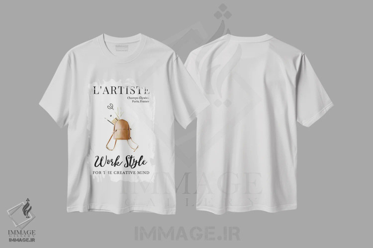 تیشرت سفید طرح دار طرح جلد مجله هنری فرانسوی لارتیست با کوله پشتی، هنر دیجیتال اثر پیج ترنر | immage.ir