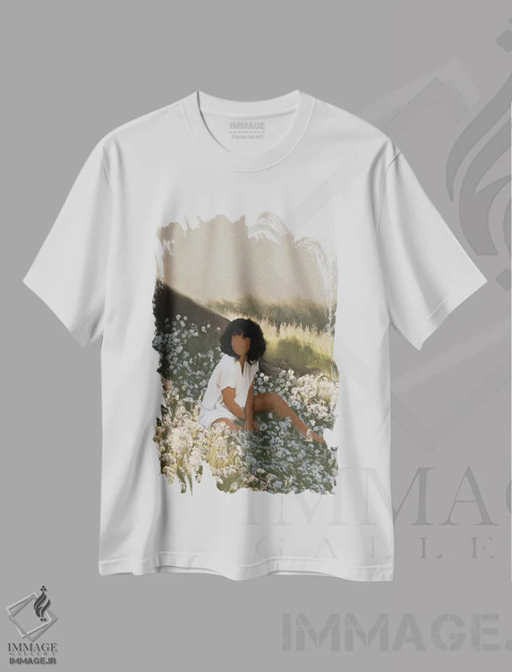 تیشرت سفید طرح دار دشت گل مروارید، هنر آمریکایی آفریقایی تبار اثر اندیله | فروشگاه ایماژ