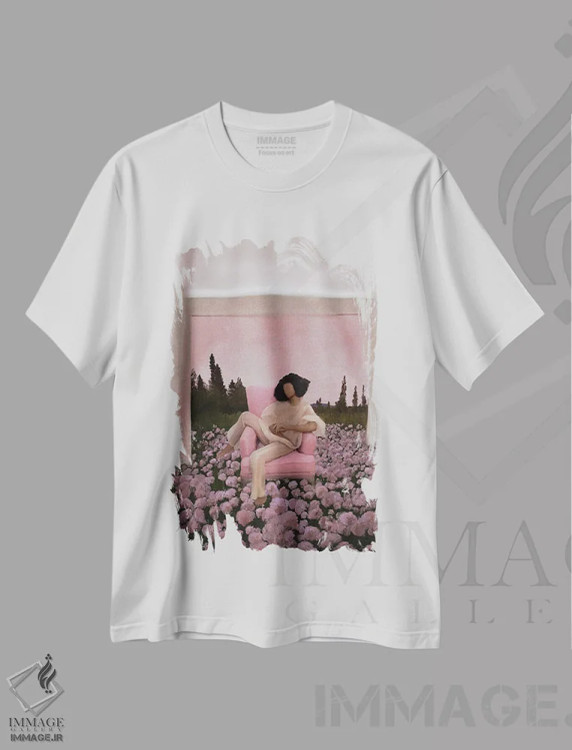 تیشرت سفید طرح دار شکوفه صورتی، هنر آمریکایی آفریقایی تبار اثر اندیله | فروشگاه ایماژ