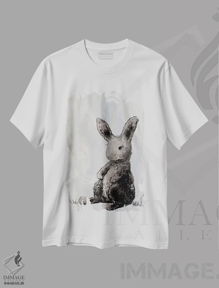 تیشرت سفید طرح دار خرگوش روی مرمر I، تزئینی اثر دیان آرت | فروشگاه ایماژ