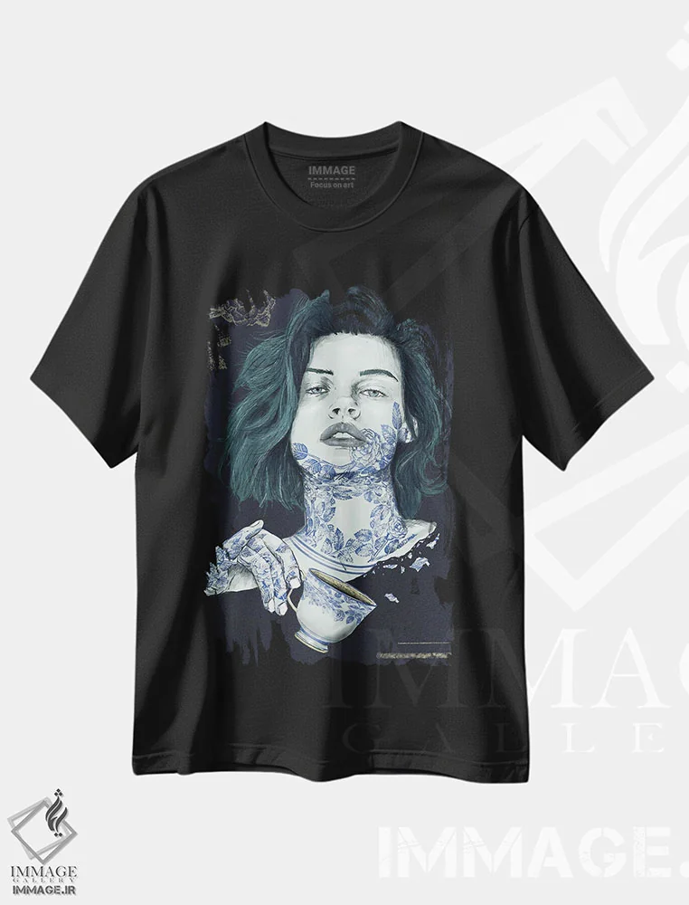 تیشرت مشکی طرح دار چای، دکوراسیون جایگزین اثر دنیل جیمز اسمیت | فروشگاه ایماژ