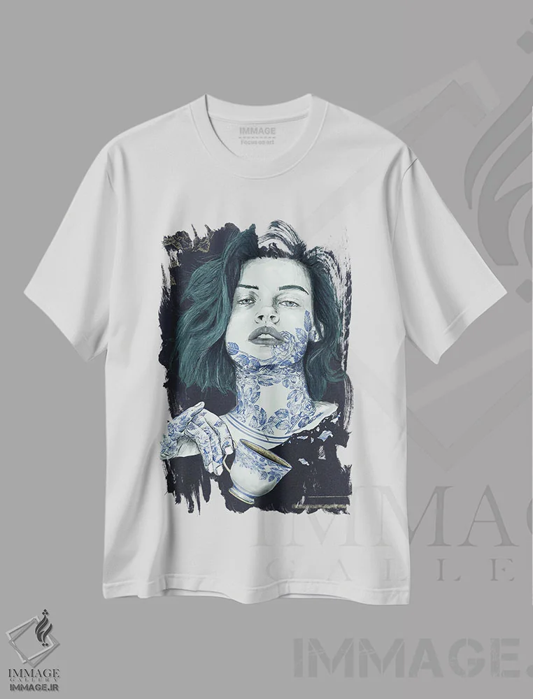 تیشرت سفید طرح دار چای، دکوراسیون جایگزین اثر دنیل جیمز اسمیت | immage.ir