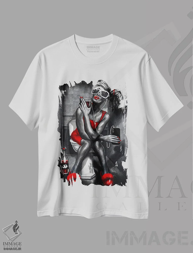 تیشرت سفید طرح دار فرار او، هنر آمریکایی آفریقایی تبار اثر دیان جی | immage.ir