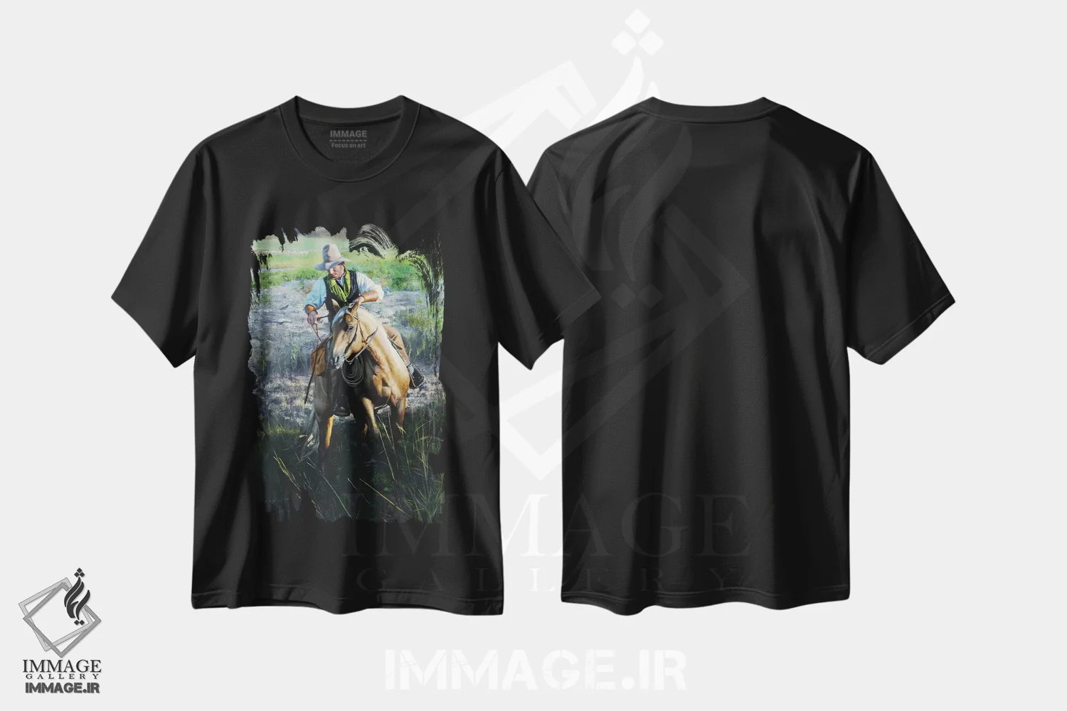 تیشرت مشکی طرح دار اینجا و آنجا، تزئینی اثر دیوید ادوارد کوسرا | immage.ir