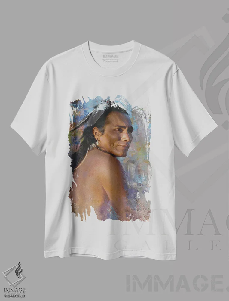 تیشرت سفید طرح دار نگاهی به گذشته، تزئینی اثر دیوید ادوارد کوسرا | فروشگاه ایماژ