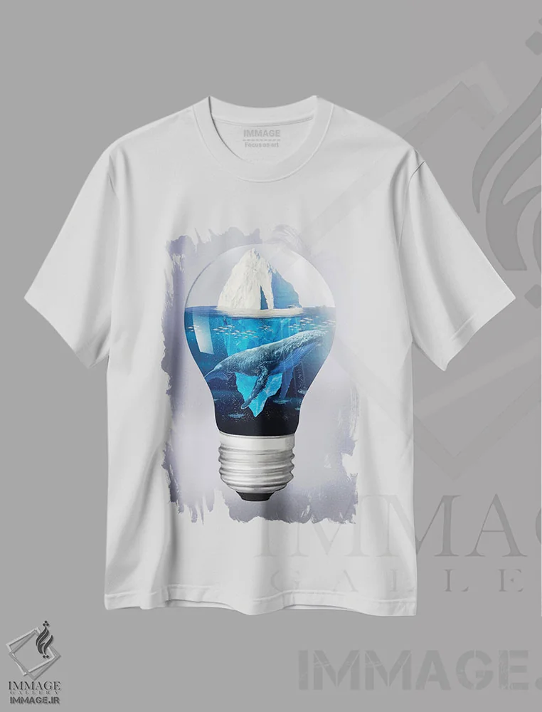 تیشرت سفید طرح دار نهنگ و کوه یخ در نور، هنر فاخر معاصر اثر دیوید لوبلاو | فروشگاه ایماژ