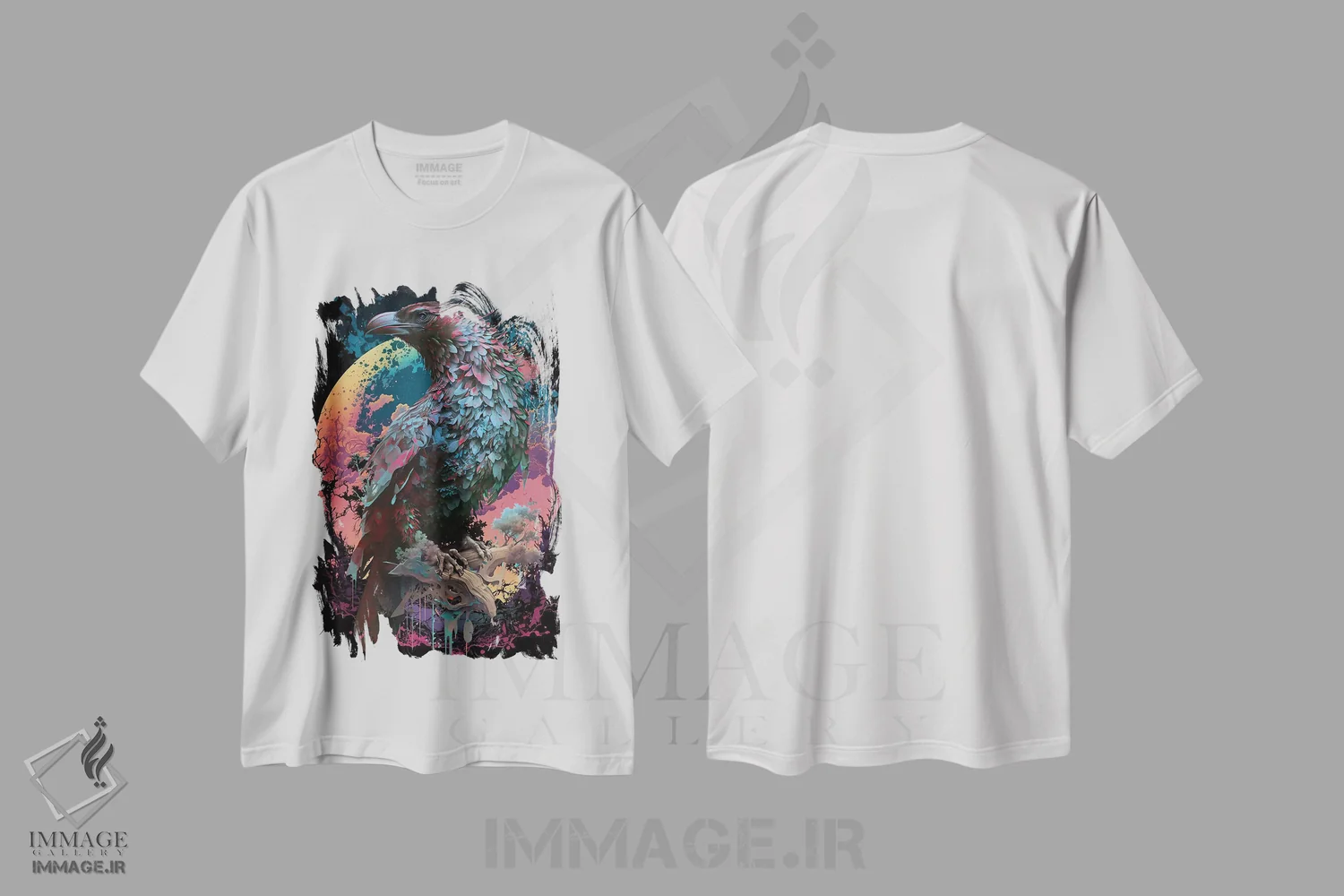 تیشرت سفید طرح دار ماه شاهین، هنر دیجیتال اثر دیوید لوبلاو | فروشگاه ایماژ