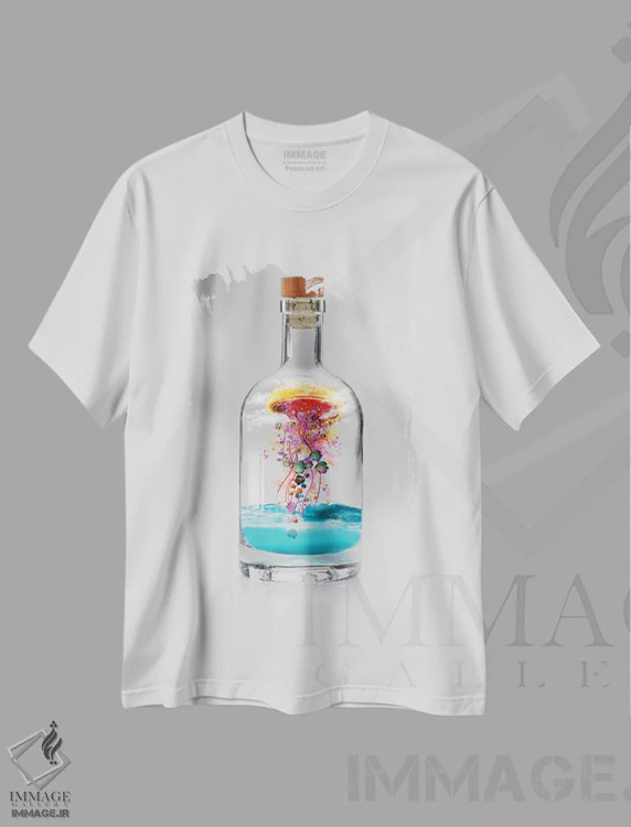 تیشرت سفید طرح دار عروس دریایی برقی در بطری، هنر دیجیتال اثر دیوید لوبلاو | immage.ir