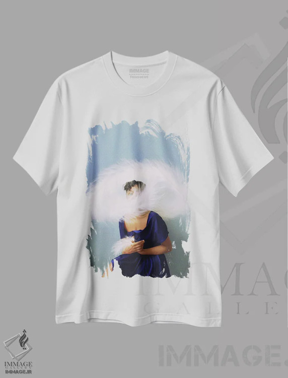 تیشرت سفید طرح دار آبی تنها، هنر آمریکایی آفریقایی تبار اثر دیاندرا لی | فروشگاه ایماژ