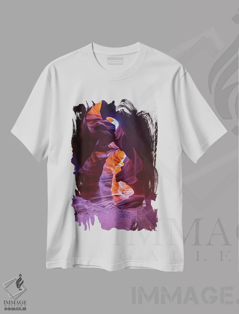 تیشرت سفید طرح دار نگهبان، مدیوم اثر داستین لِفور | فروشگاه ایماژ