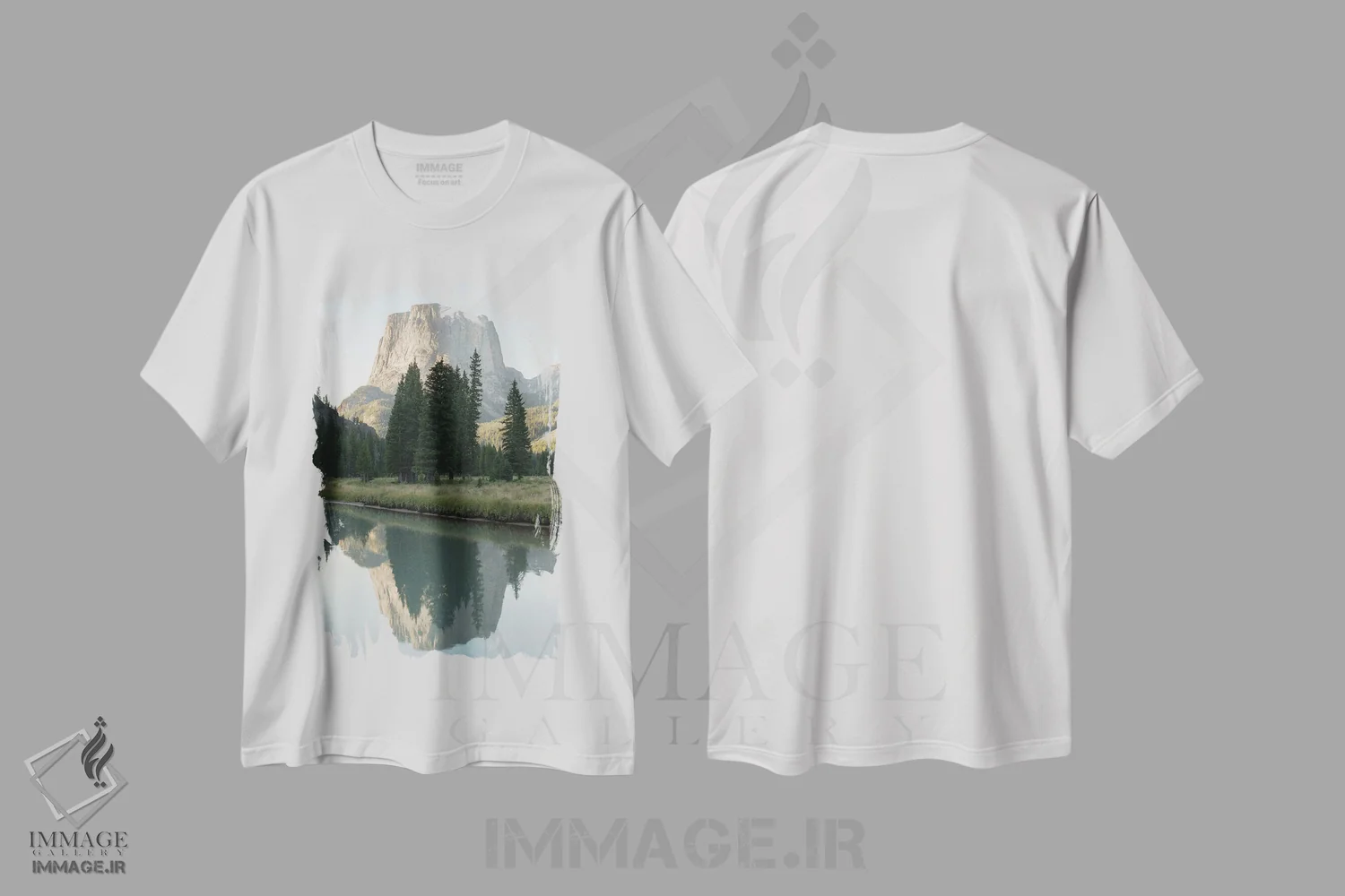 تیشرت سفید طرح دار قله مربعی شکل، مدیوم اثر داستین لِفور | immage.ir