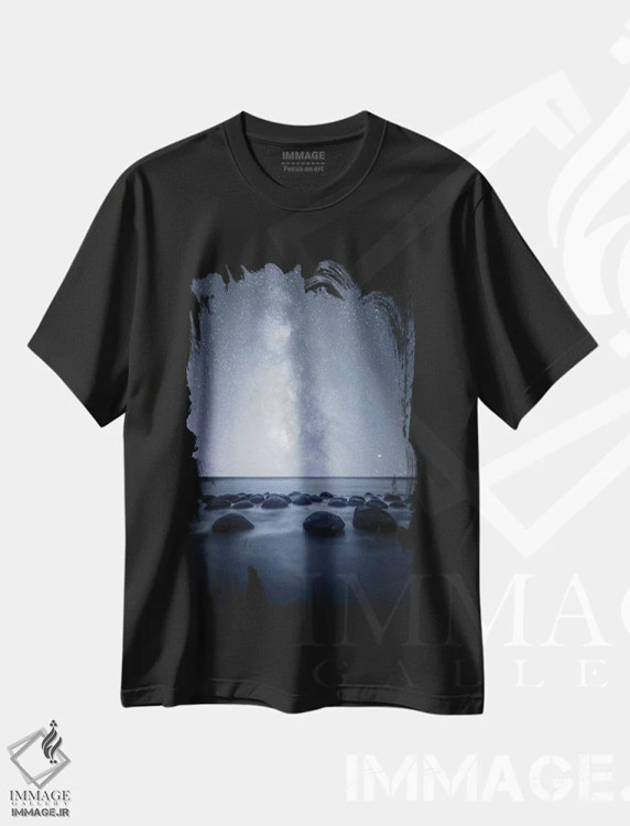 تیشرت مشکی طرح دار توده های سپتاریان، مدیوم اثر داستین لِفور | immage.ir