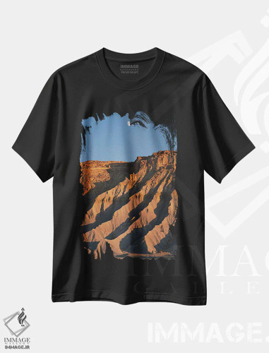تیشرت مشکی طرح دار مسا با ماه کامل، مدیوم اثر داستین لِفور | فروشگاه ایماژ