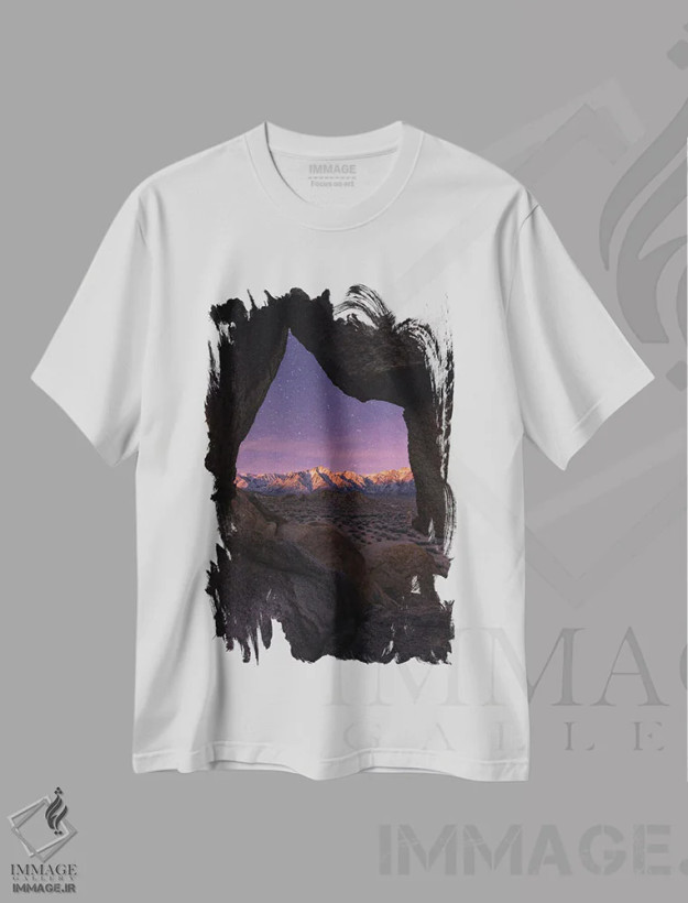 تیشرت سفید طرح دار طلوع ماه سی یرا نوادا، مدیوم اثر داستین لِفور | فروشگاه ایماژ