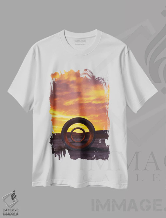 تیشرت سفید طرح دار انفاق های خورشیدی، مدیوم اثر داستین لِفور | immage.ir