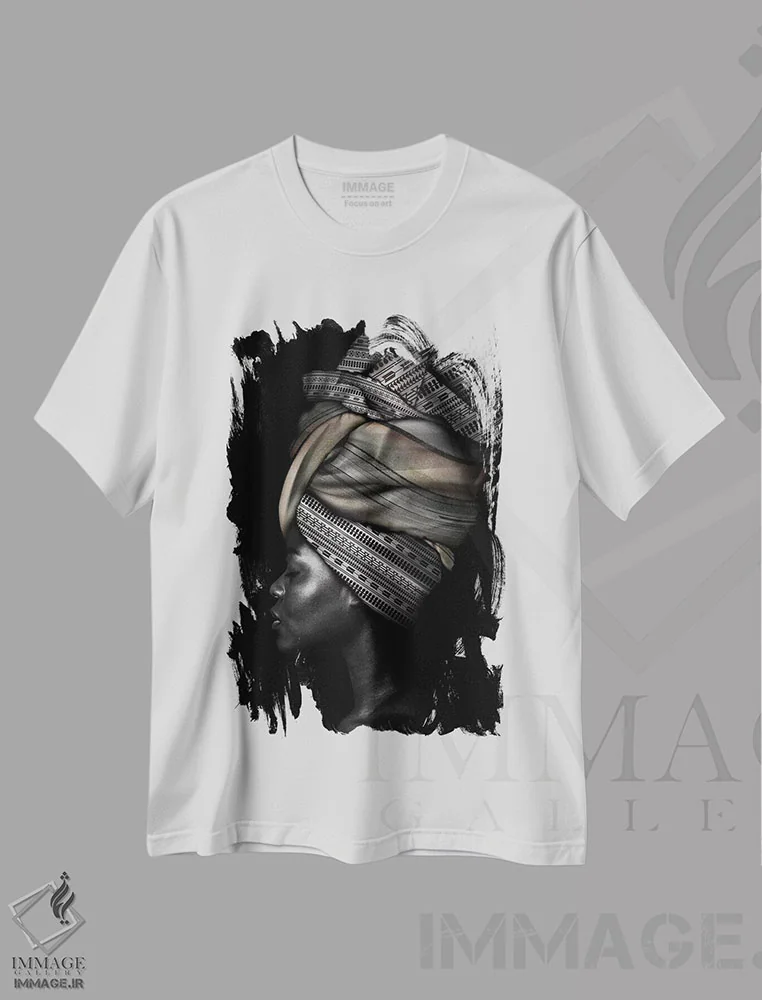 تیشرت سفید طرح دار زن آفریقایی، عکاسی ترکیبی اثر دانیلو د آلکساندریا | فروشگاه ایماژ