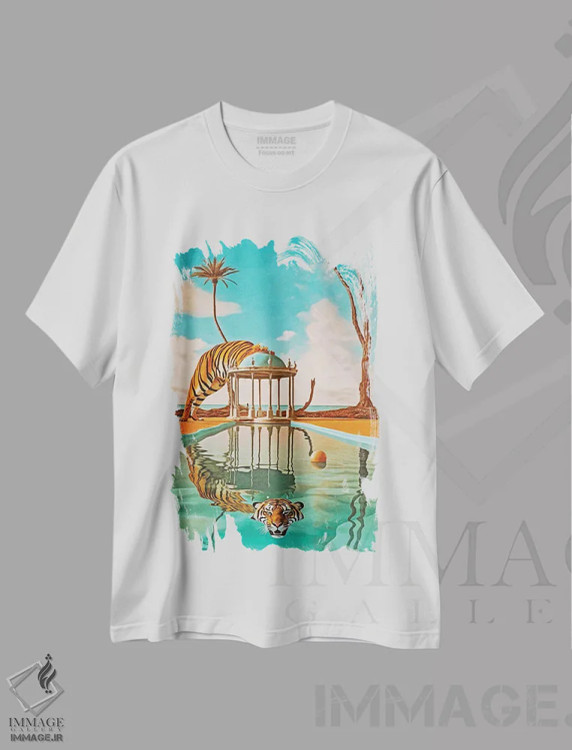 تیشرت سفید طرح دار سوررئالیسم؛ ببر در استخر، هنر دیجیتال اثر دانیلو د آلکساندریا | immage.ir