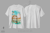 تیشرت سفید طرح دار سوررئالیسم؛ ببر در استخر، هنر دیجیتال اثر دانیلو د آلکساندریا | immage.ir