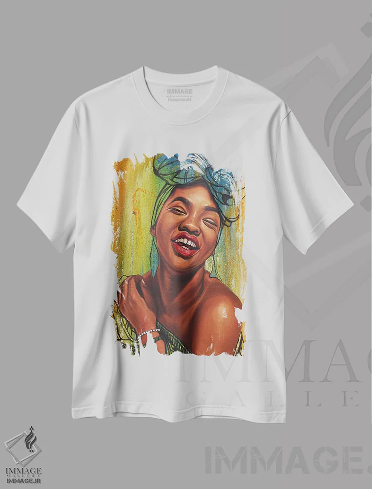 تیشرت سفید طرح دار علیه همهٔ احتمالات X، هنر آمریکایی آفریقایی تبار اثر دامولا آیگبایو | immage.ir