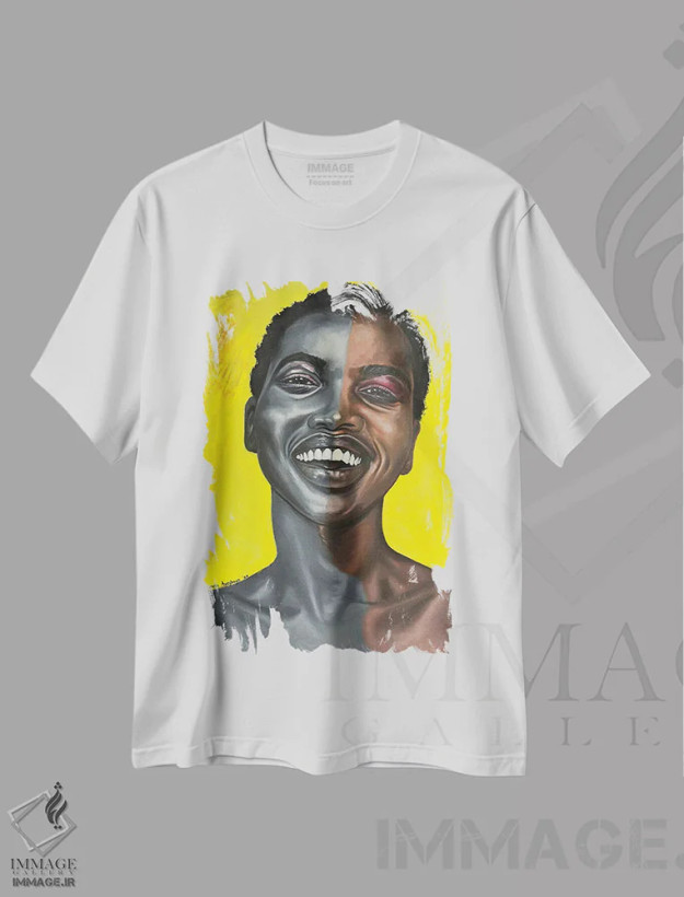 تیشرت سفید طرح دار مبهم، هنر آمریکایی آفریقایی تبار اثر دامولا آیگبایو | فروشگاه ایماژ
